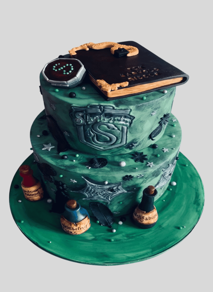 Shapely Slytherin Cake