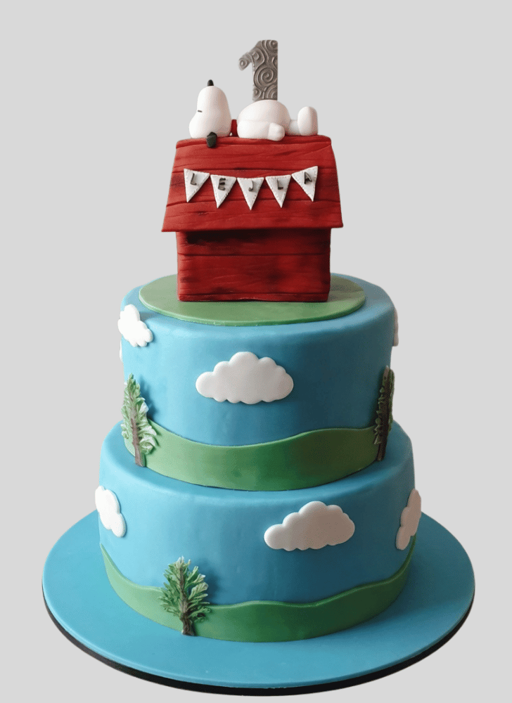 Radiant Snoopy Cake
