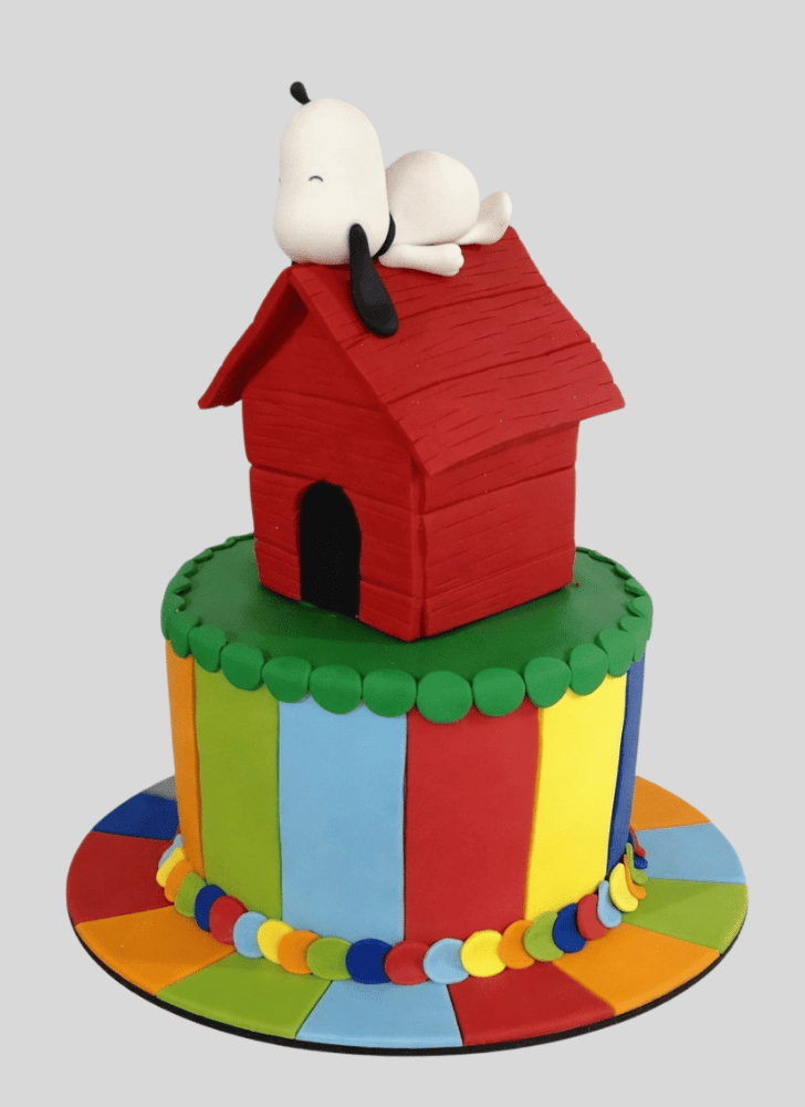 Refined Snoopy Cake
