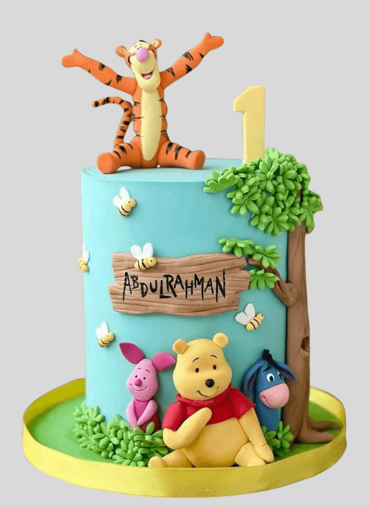 Grand Winnie the Pooh Cake