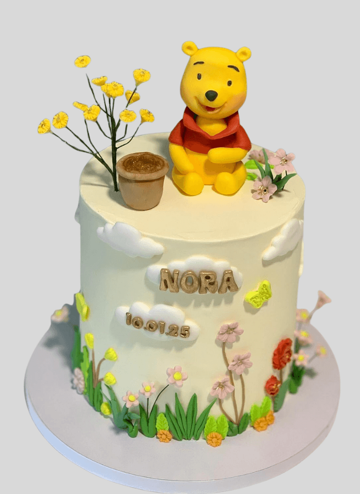 Magnificent Winnie the Pooh Cake
