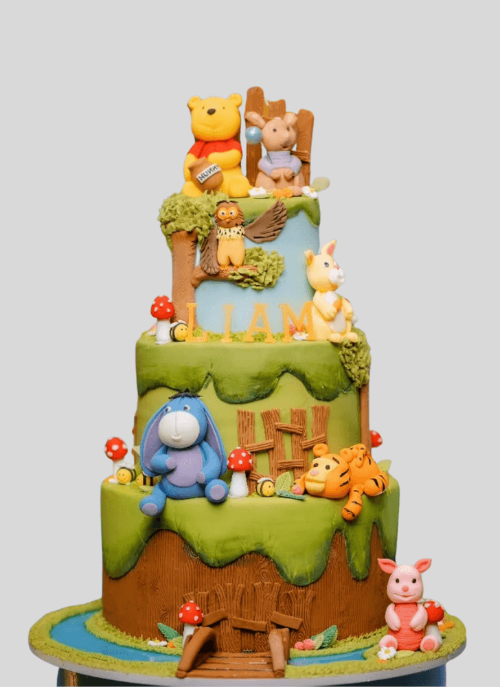 Nice Winnie the Pooh Cake