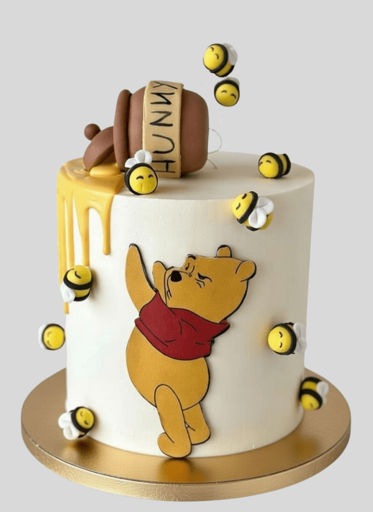 Wonderful Winnie the Pooh Cake Design
