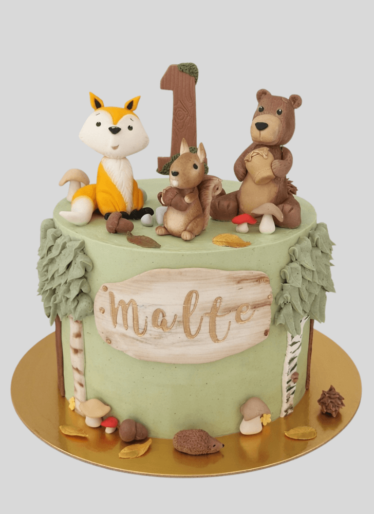 Captivating Bears Cake
