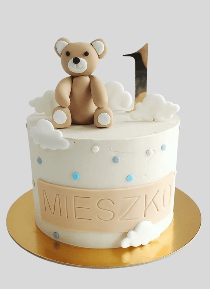Exquisite Bear Cake