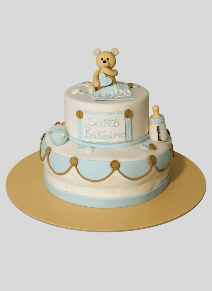 Inviting Bear Cake
