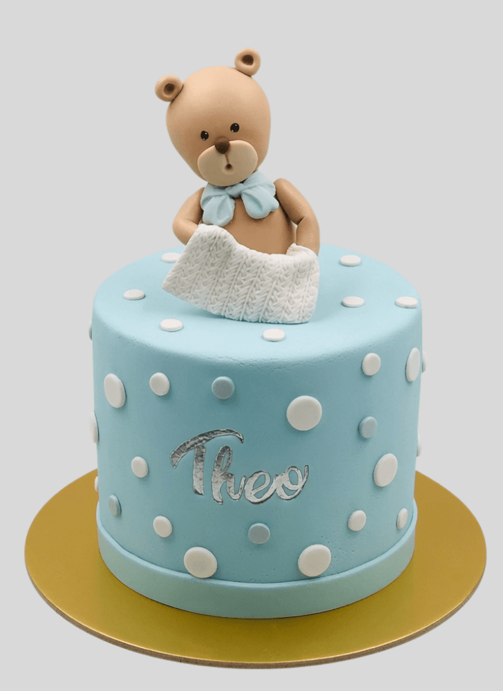 Pleasing Bear Cake
