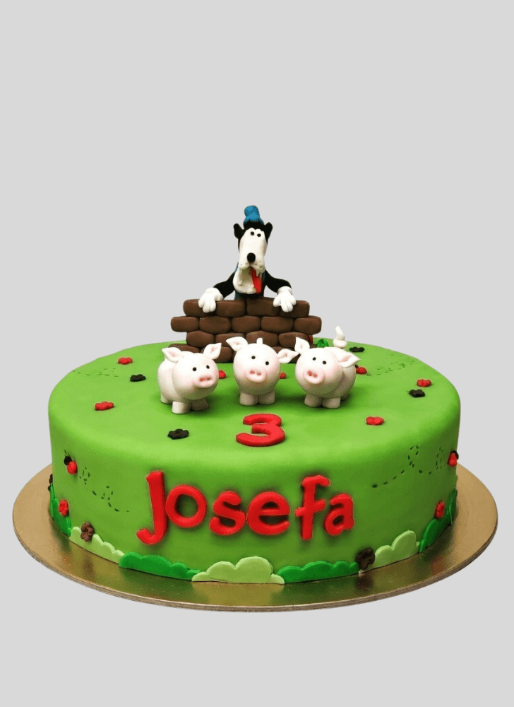 Beauteous Three Little Pigs Cake