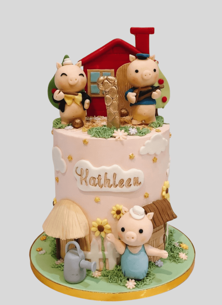 Charming Three Little Pigs Cake