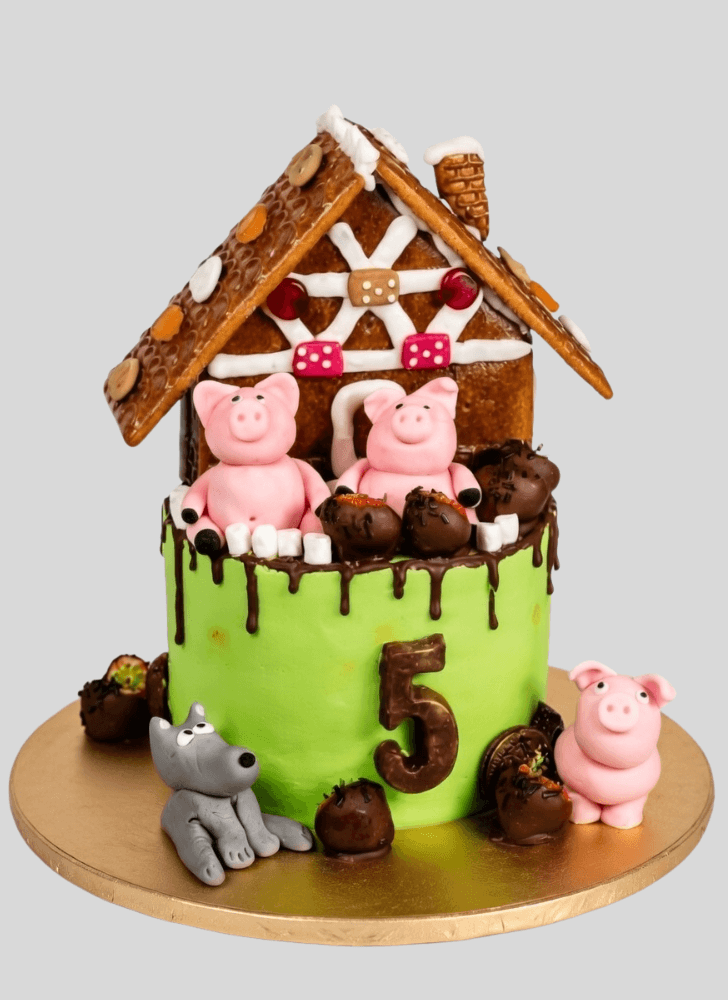 Comely Three Little Pigs Cake