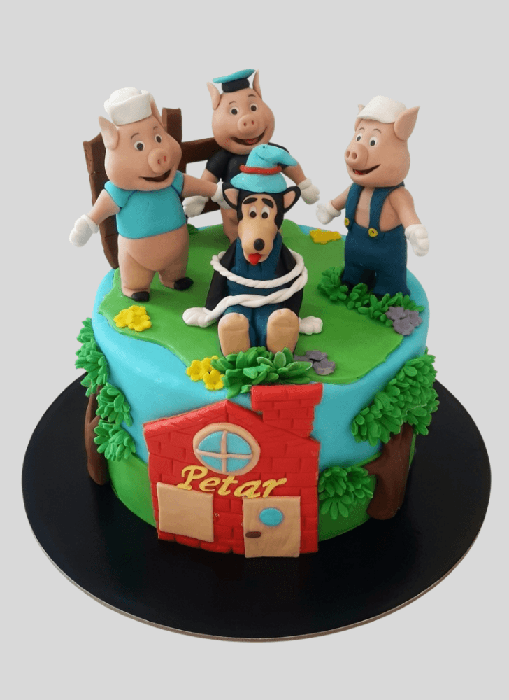 Enticing Three Little Pigs Cake
