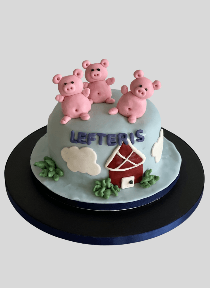 Lovely Three Little Pigs Cake Design
