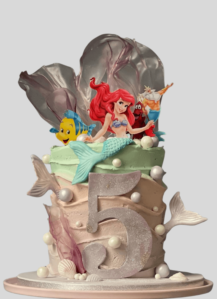 Inviting Disneys Ariel Cake
