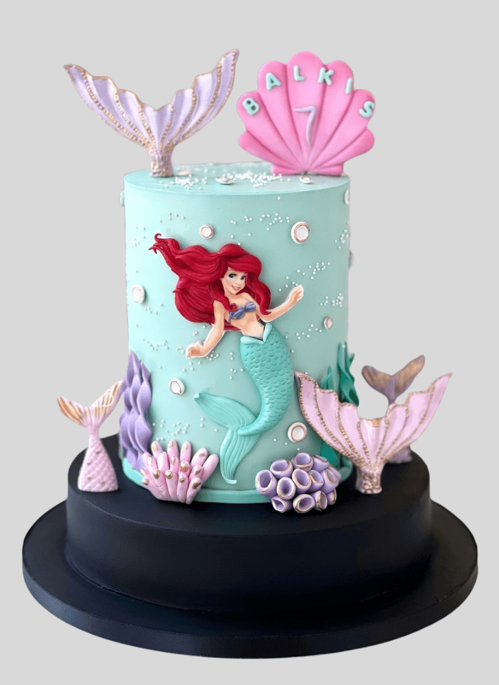 Pretty Disneys Ariel Cake