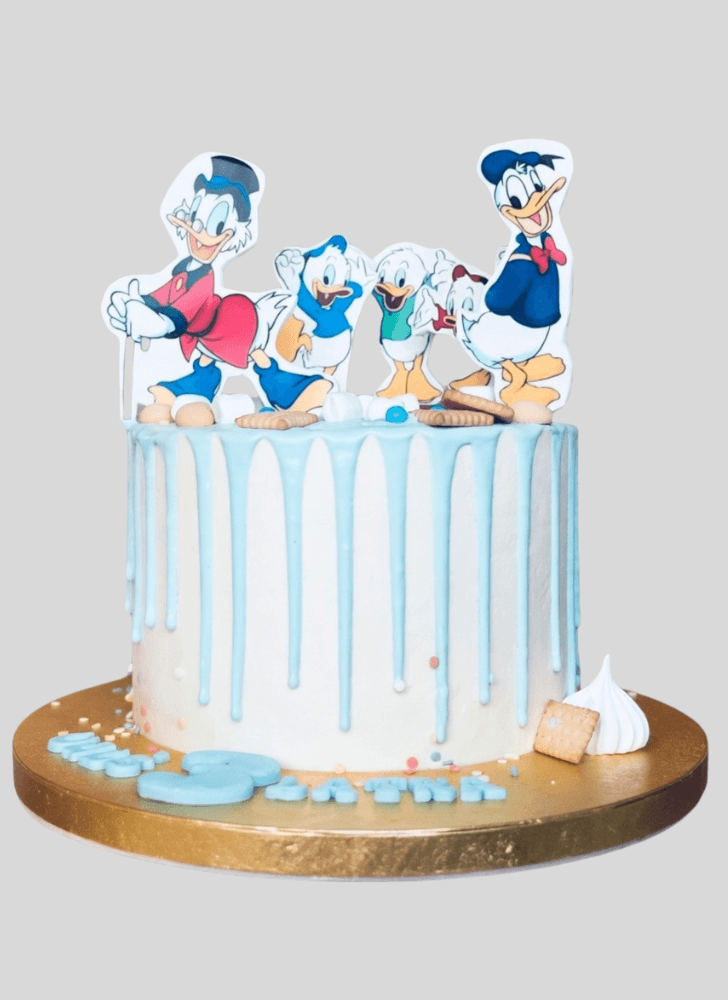 Adorable Donald Duck Cake