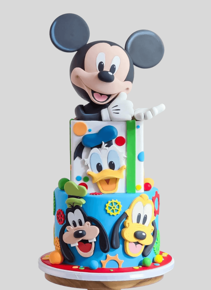 Excellent Donald Duck Cake