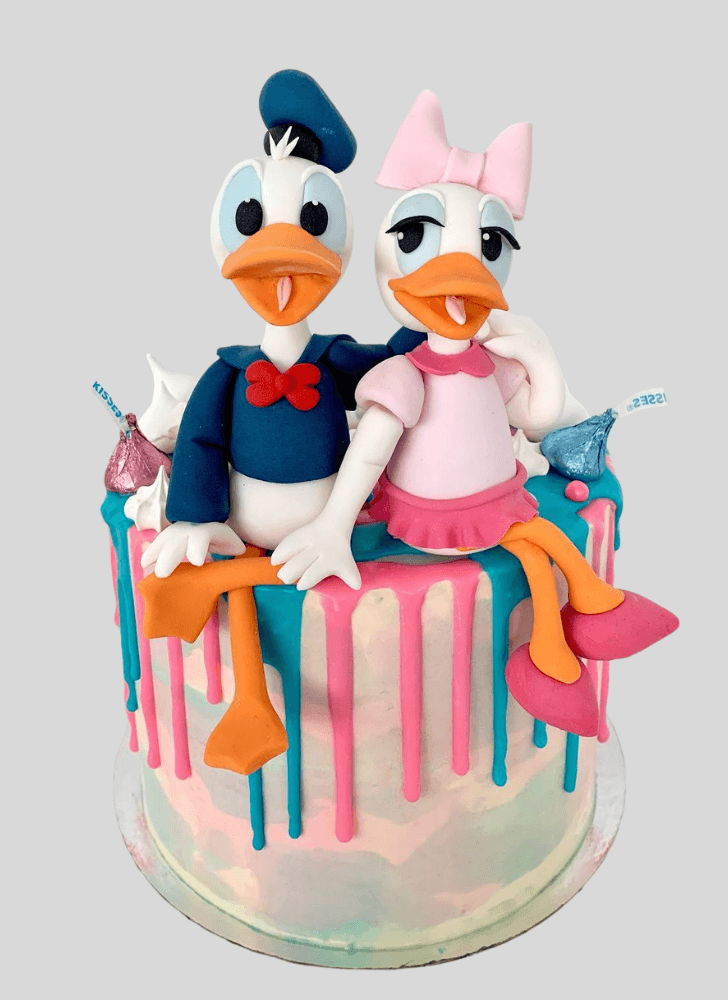 Fair Donald Duck Cake
