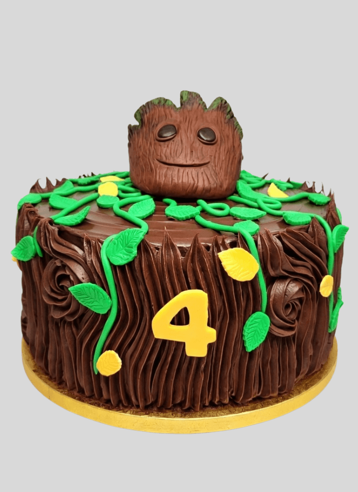 Angelic Groot Cake