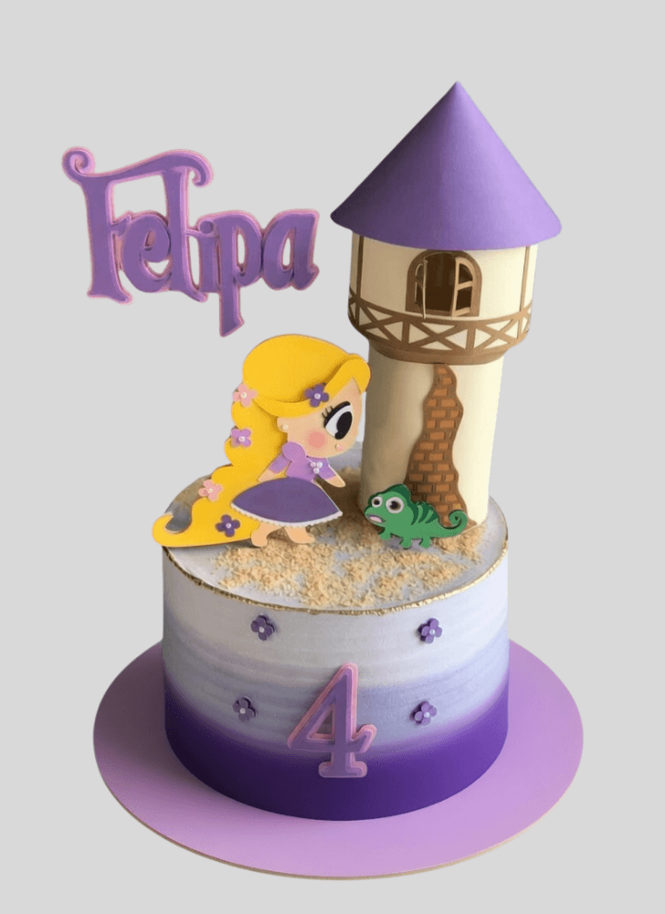 Delicate Tangled Cake