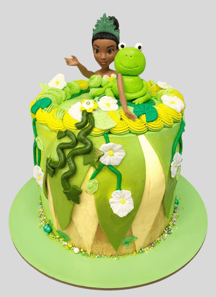 Charming The Princess and the Frog Cake