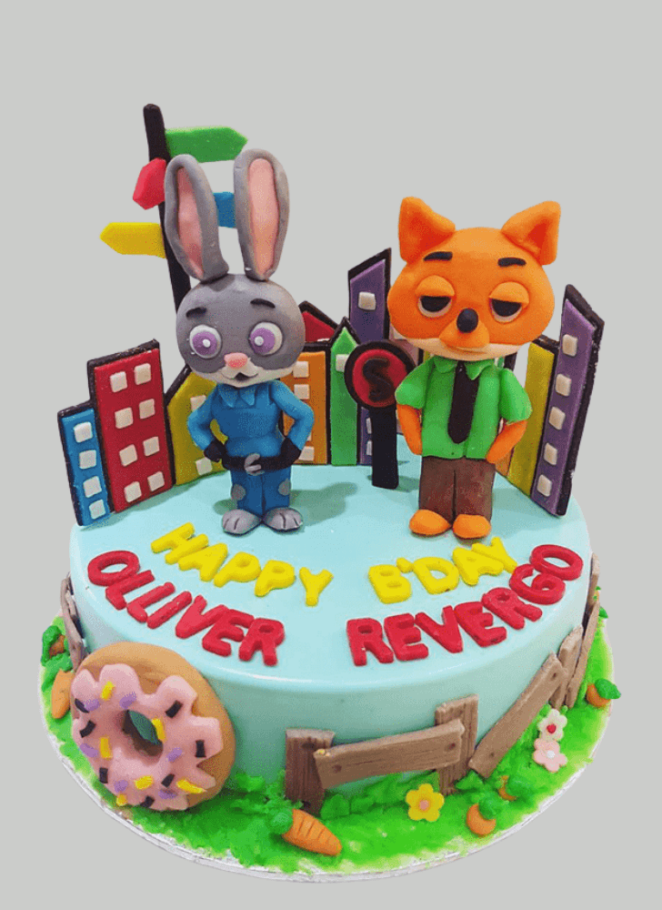Pretty Zootopia Cake