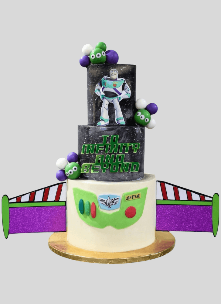 Enthralling Buzz Lightyear Cake