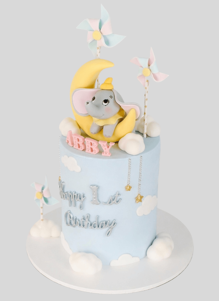 Comely Dumbo Cake