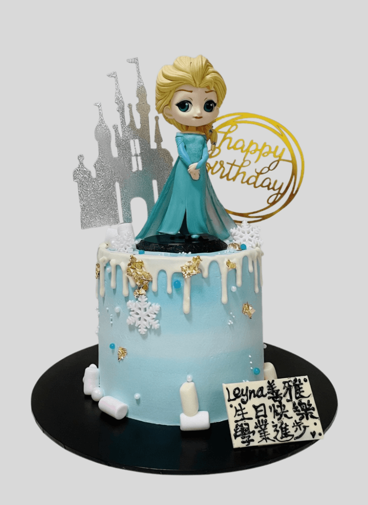 Delicate Disneys Elsa Cake