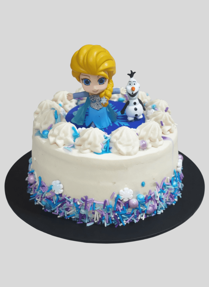 Enticing Disneys Elsa Cake