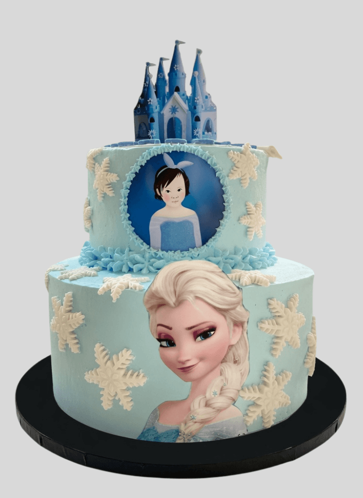 Magnificent Disneys Elsa Cake