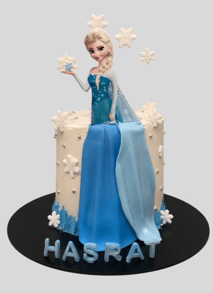 Nice Disneys Elsa Cake