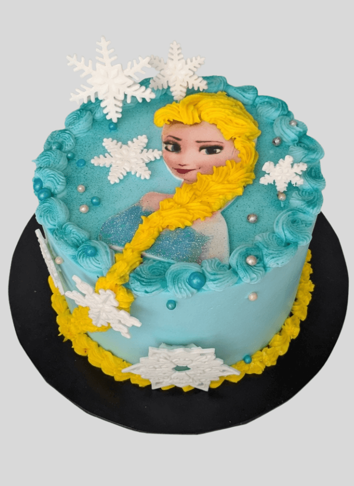 Radiant Disneys Elsa Cake