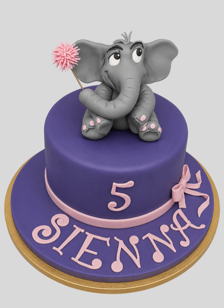 Graceful Horton Hears a Who Cake