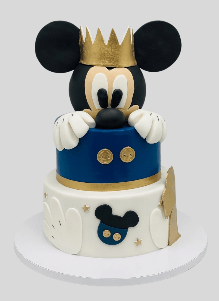 Stunning Micky Mouse Cake