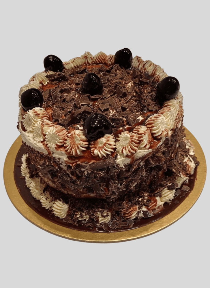 Comely Black Forest Cake
