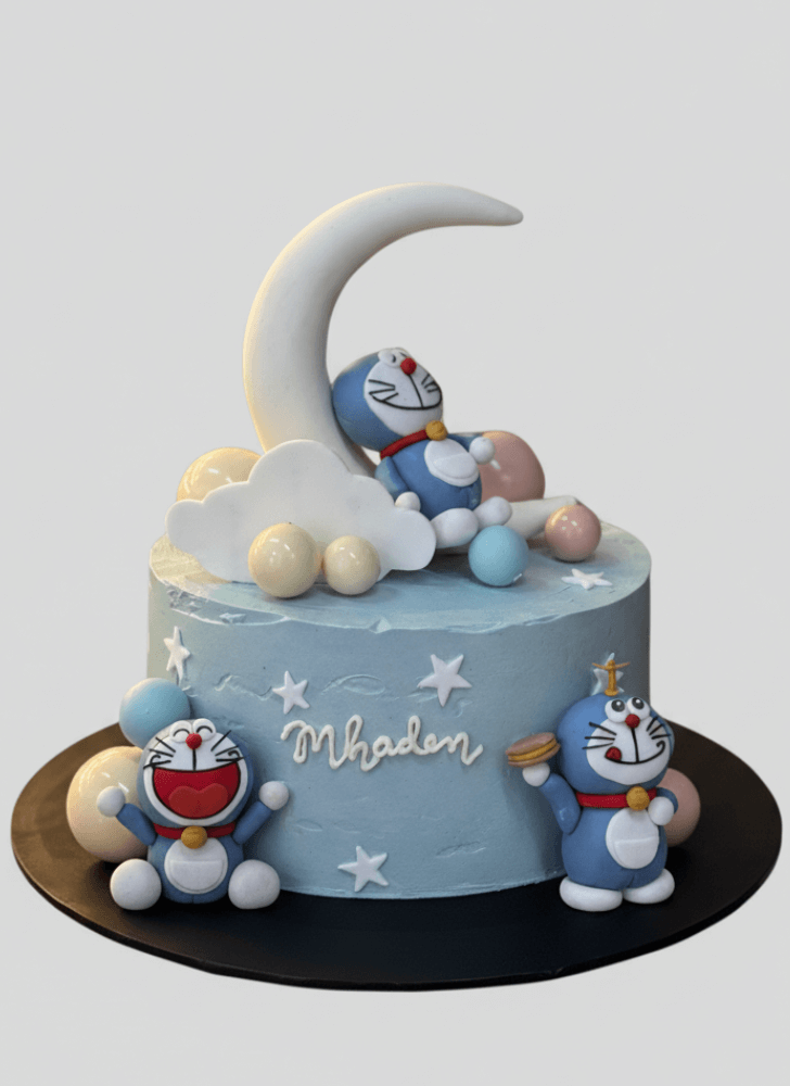 Lovely Doraemon Cake Design