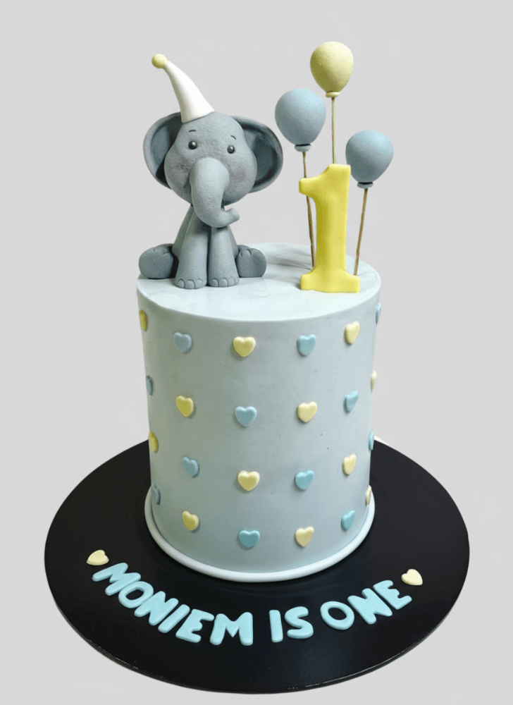 Superb Elephant Cake