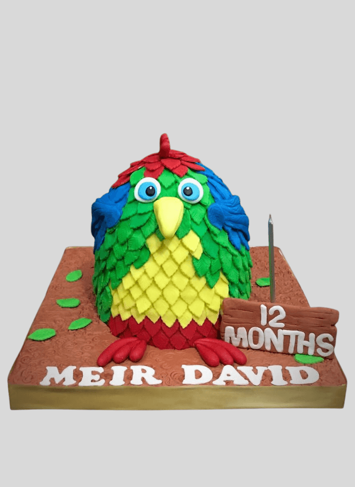 Good Looking Parrot Cake