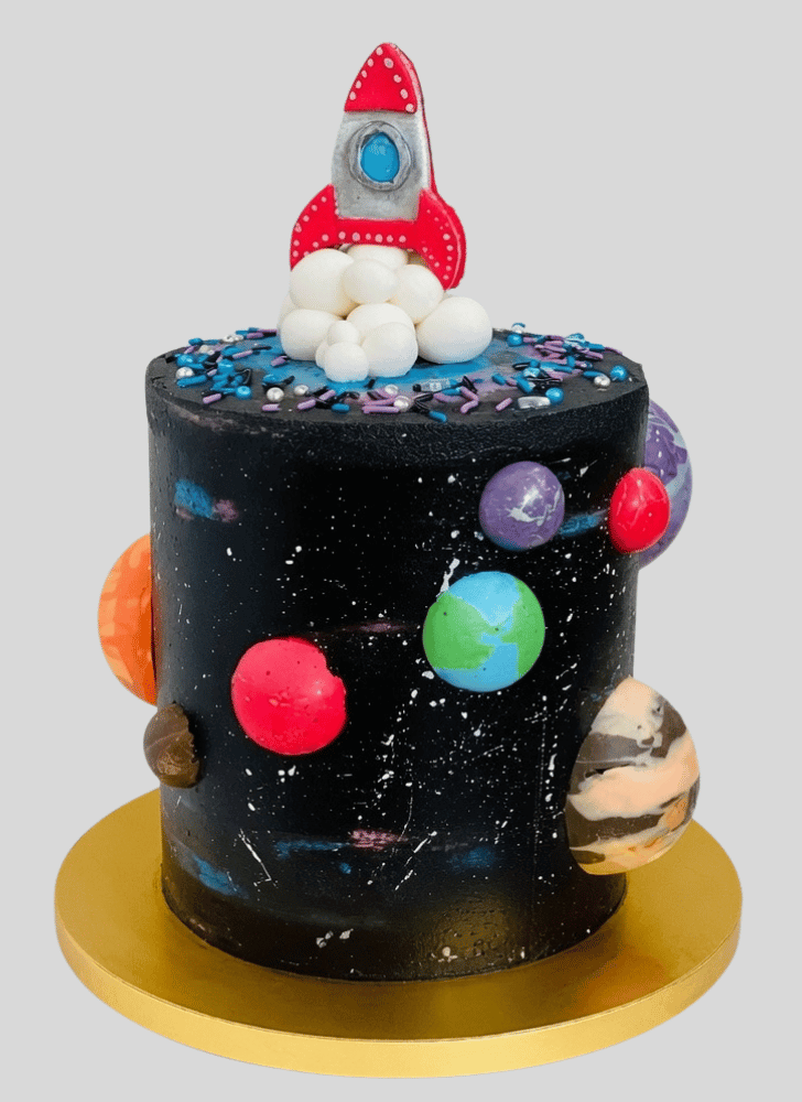 Magnetic Rocket Cake