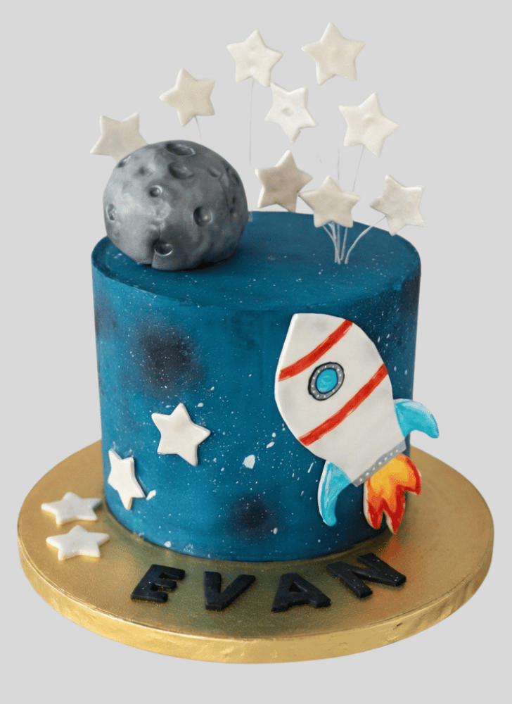 Shapely Rocket Cake