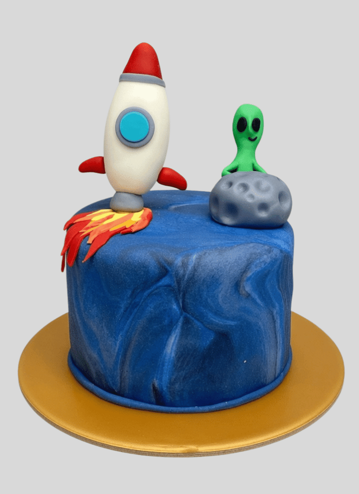 Splendid Rocket Cake
