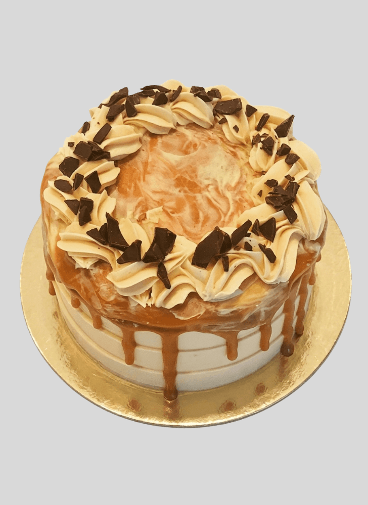 Exquisite Caramel Cake