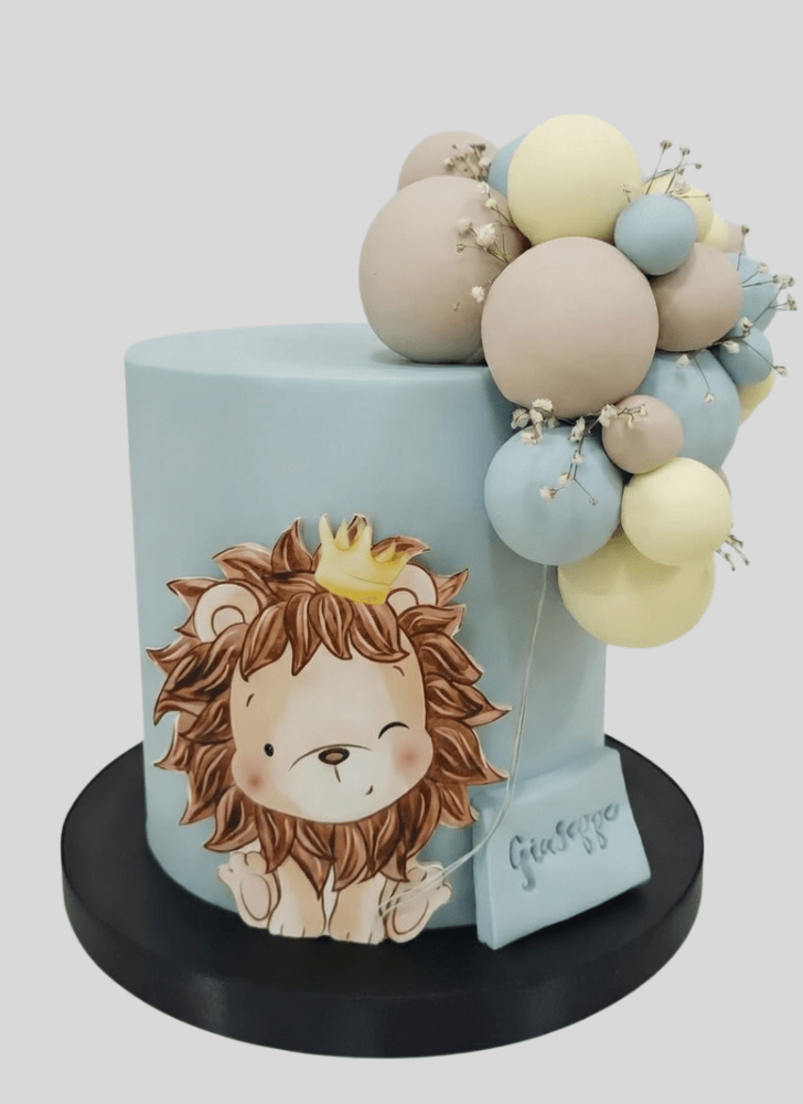 Elegant Lion Cake