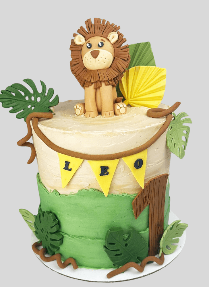 Mesmeric Lion Cake