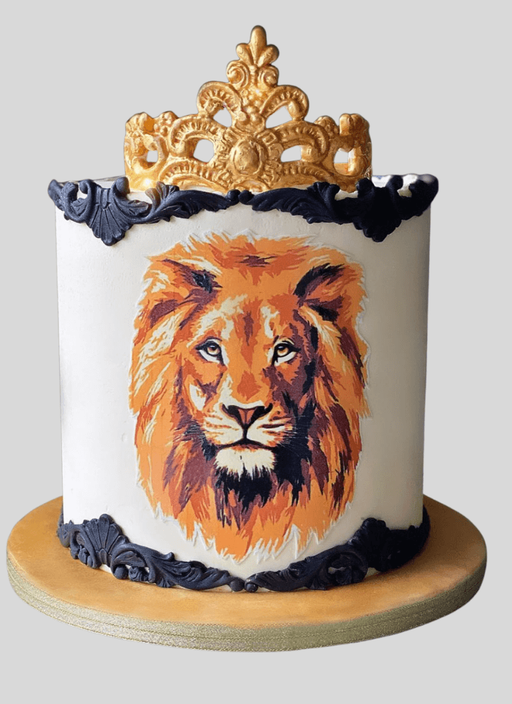 Pleasing Lion Cake