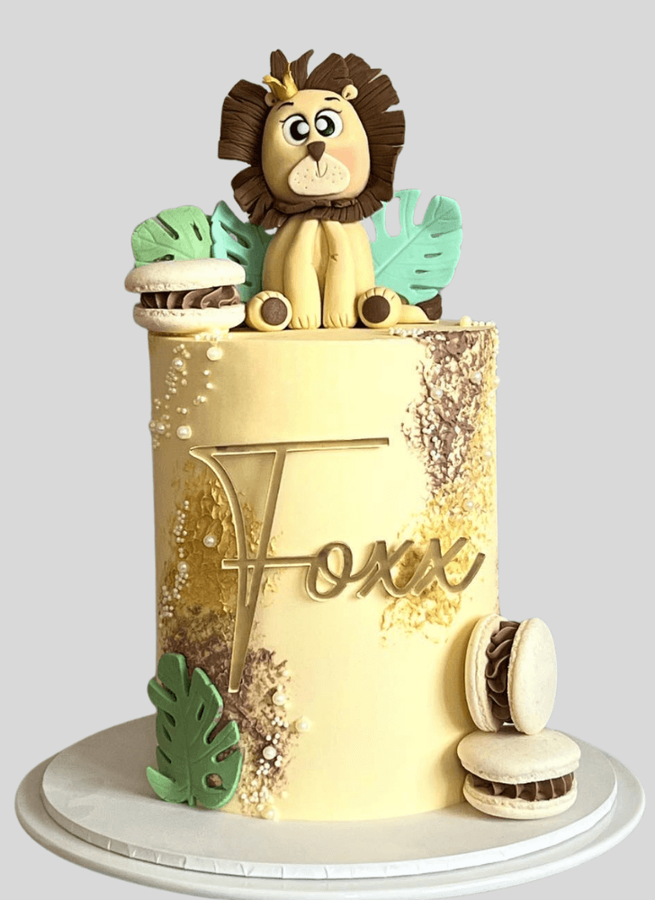 Superb Lion Cake