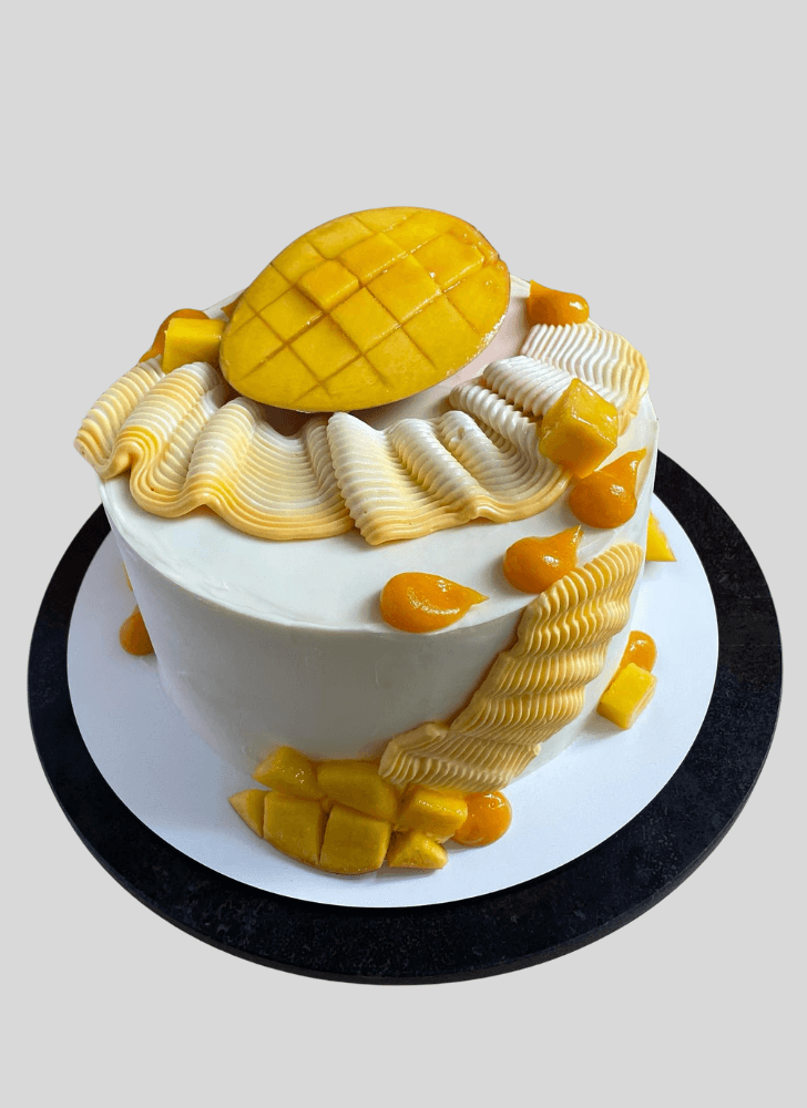 Appealing Mango Cake