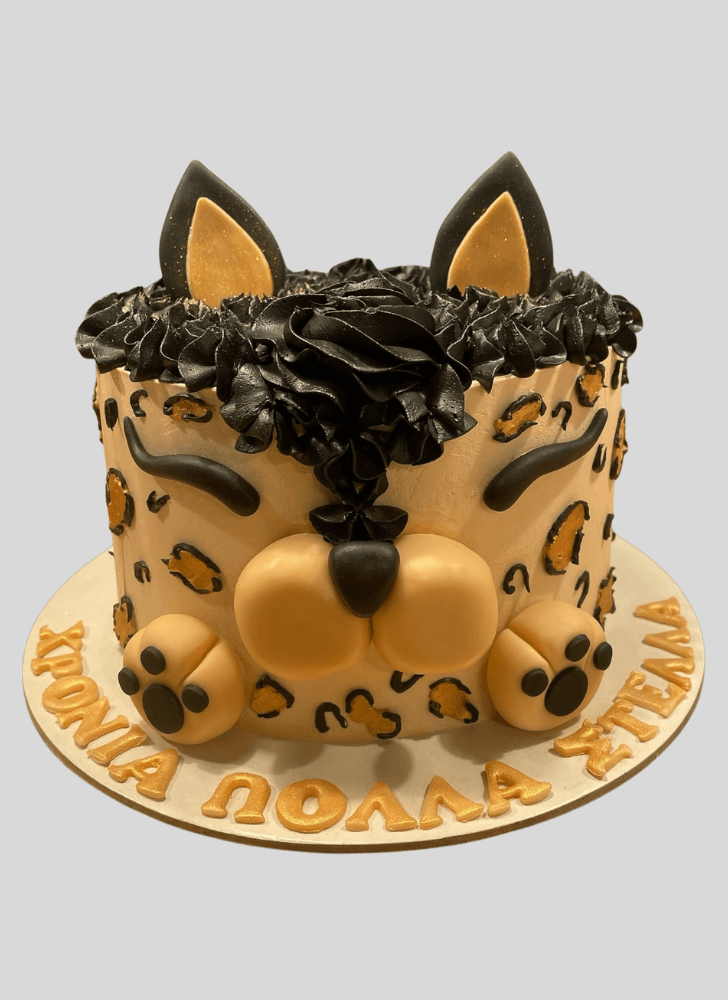Grand Tiger Cake