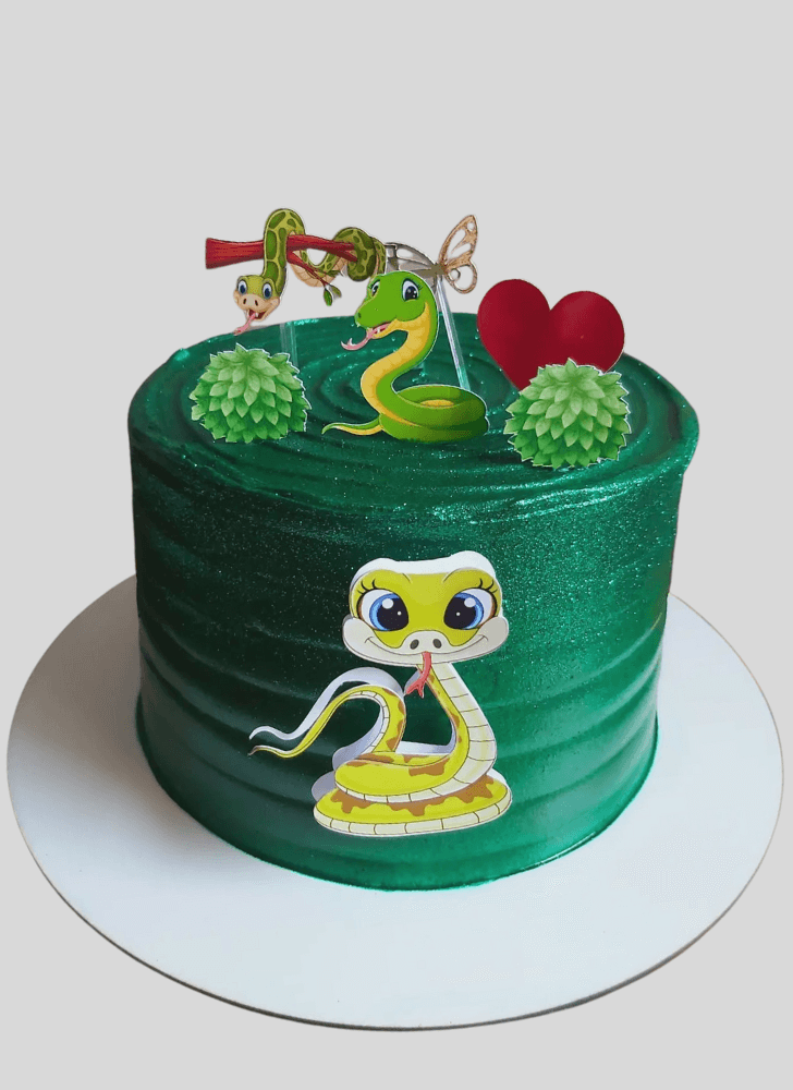 Beauteous Cobra Cake