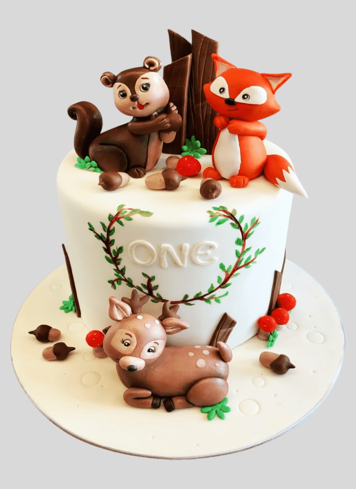 Appealing Fondant Cake